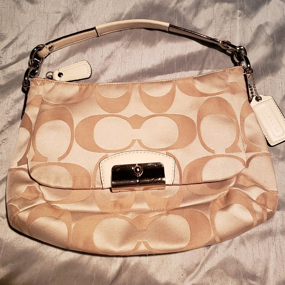 Coach Bag - Picture 9 of 11